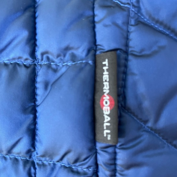 The North Face Thermoball Women's Blue Quilted Jacket - Picture 6 of 8